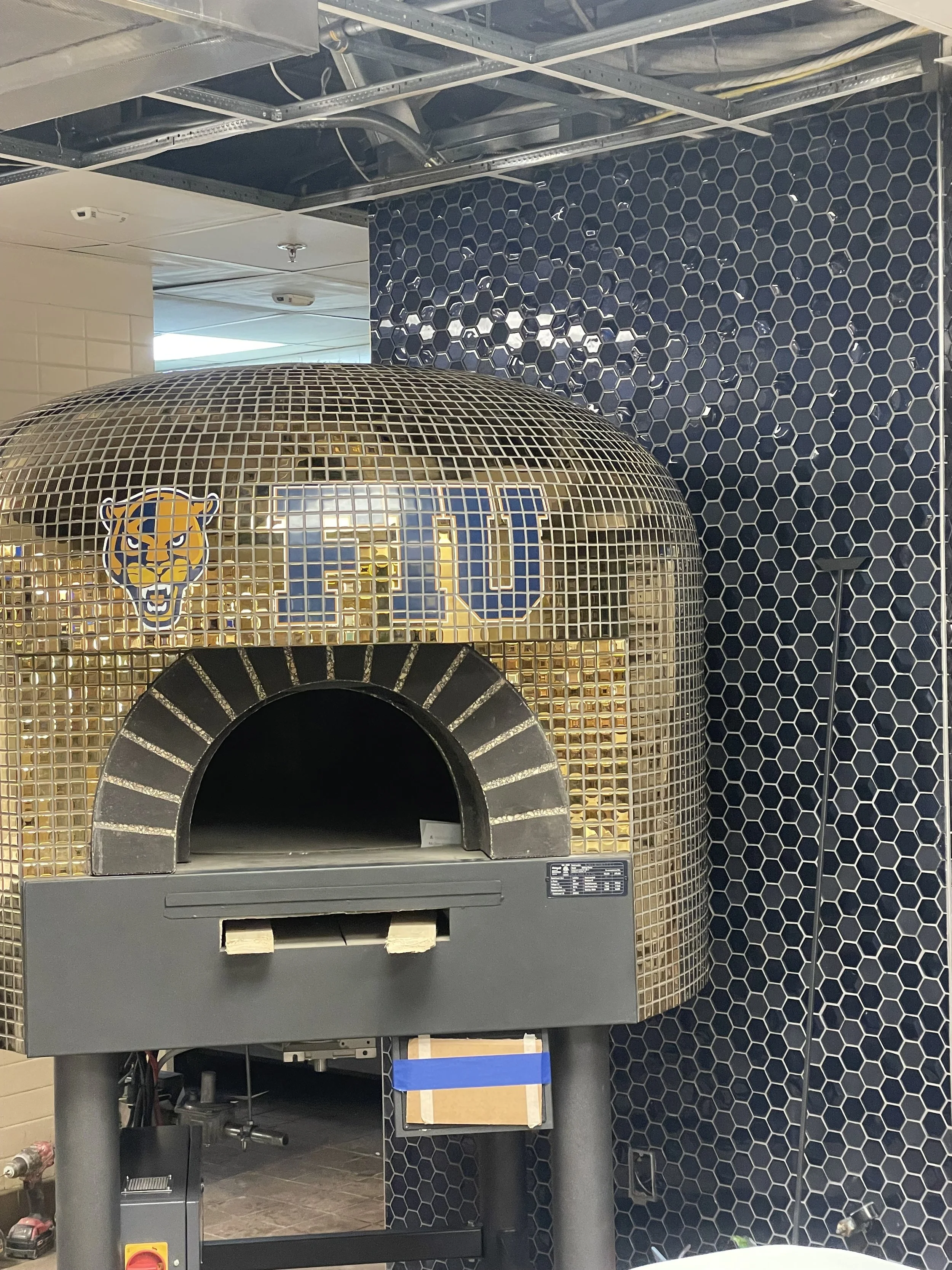 FIU Pizza Restaurant