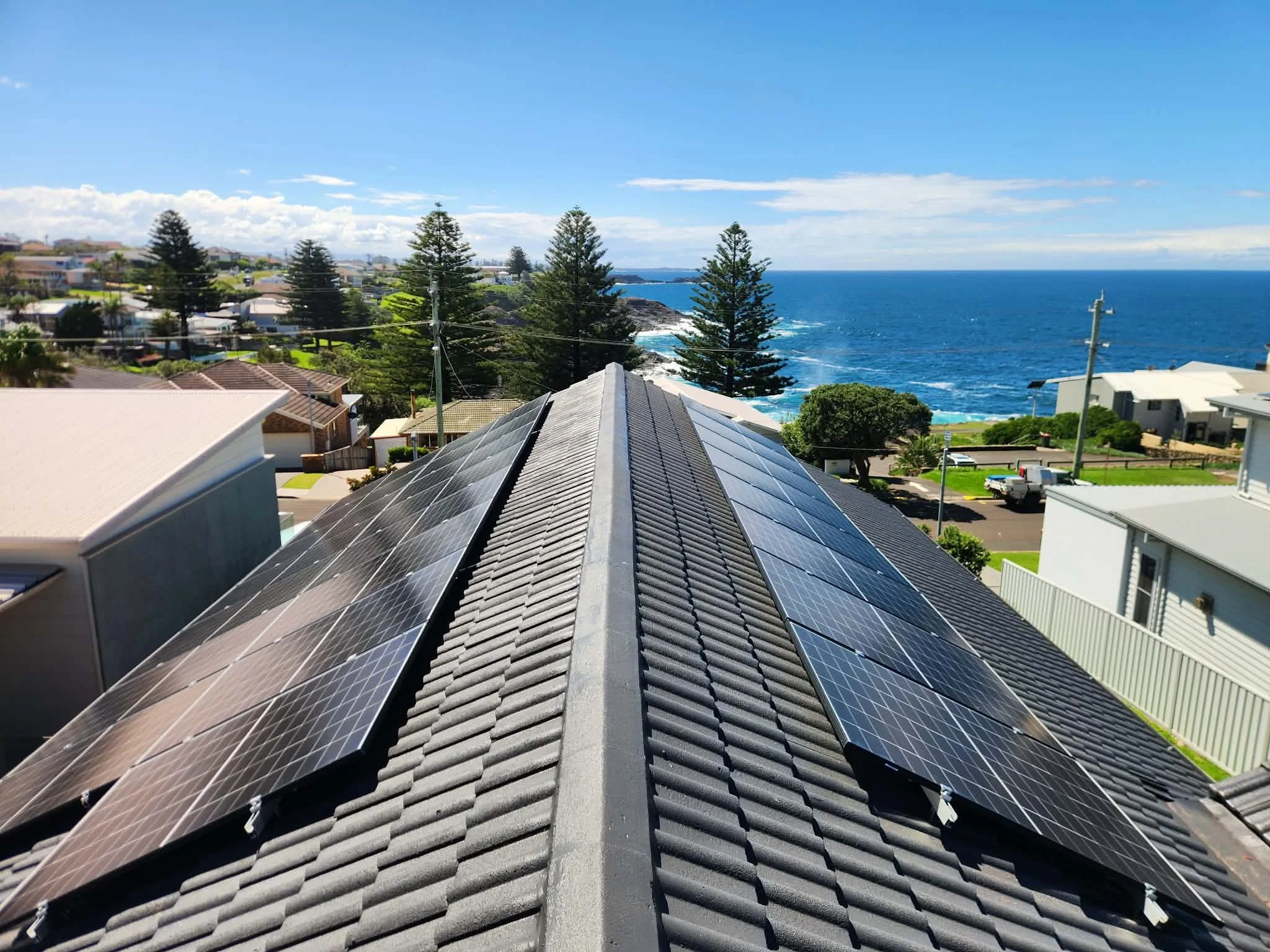 🌞 Load up those batteries on days like today!

We recently installed this solar set up down at Kiama 😎 How's the view

Take advantage of the Government Rebates for battery installations before they drop on May 1st. 

Call Nathan today to have a cha
