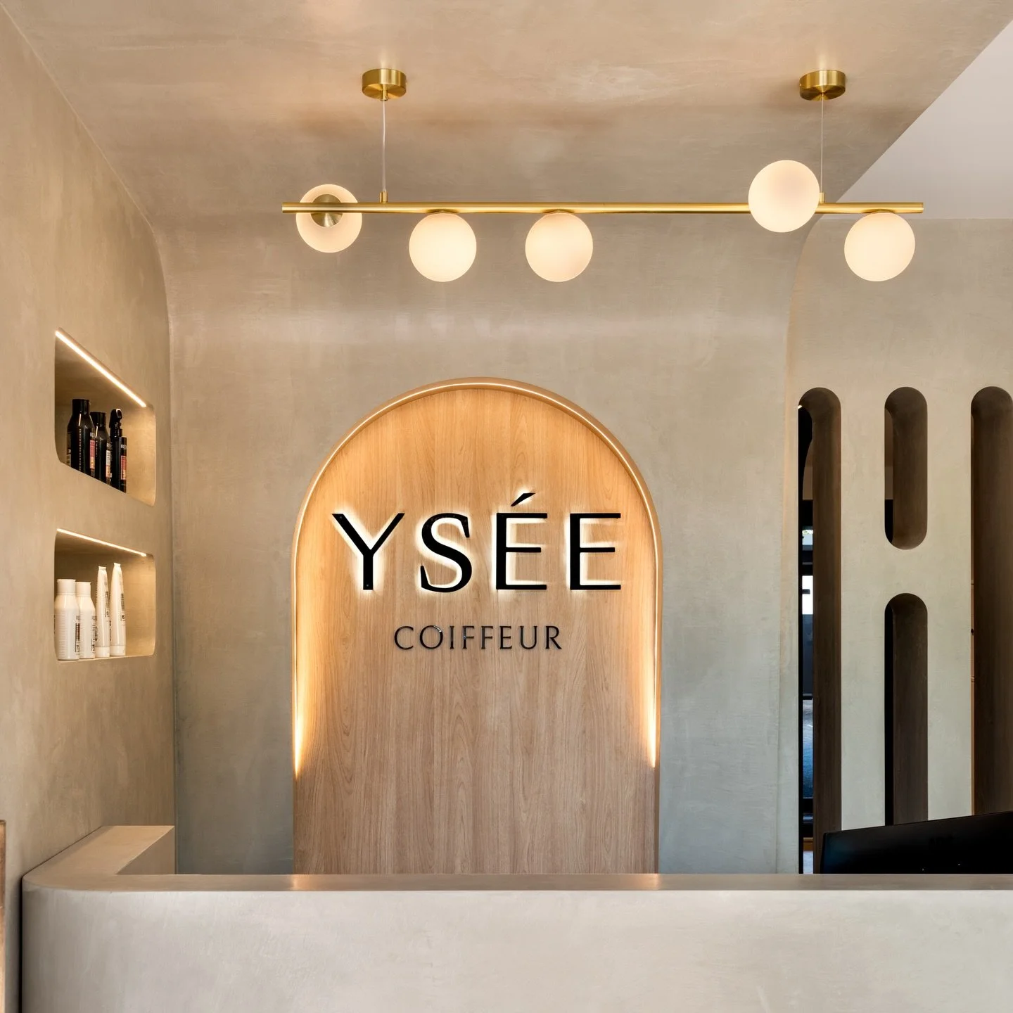 YS&Eacute;E. 
Your go to luxury hair salon. 
Home of effortless glam.

DESIGN &amp; FITOUT @bho_interiorsau @utopiaconstructionfitout