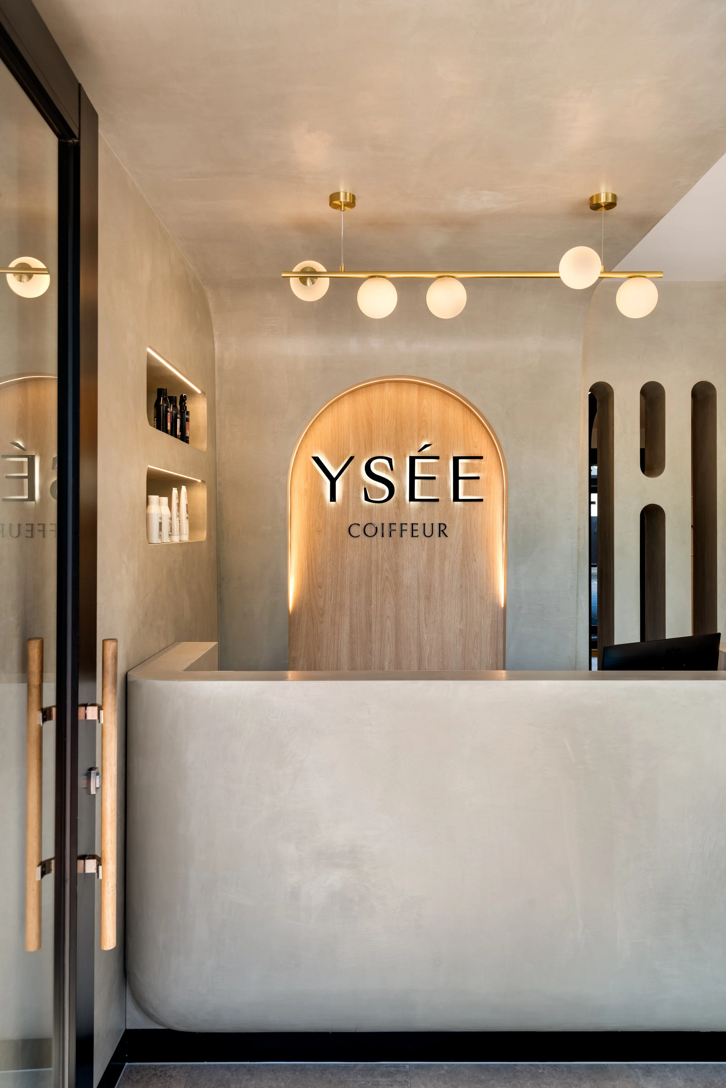 BHOInteriorsYseeCoiffeur-02.jpg