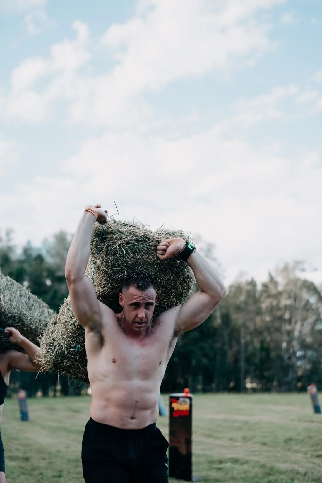 08-farm-jam-2026-hay-bale-carry.jpg