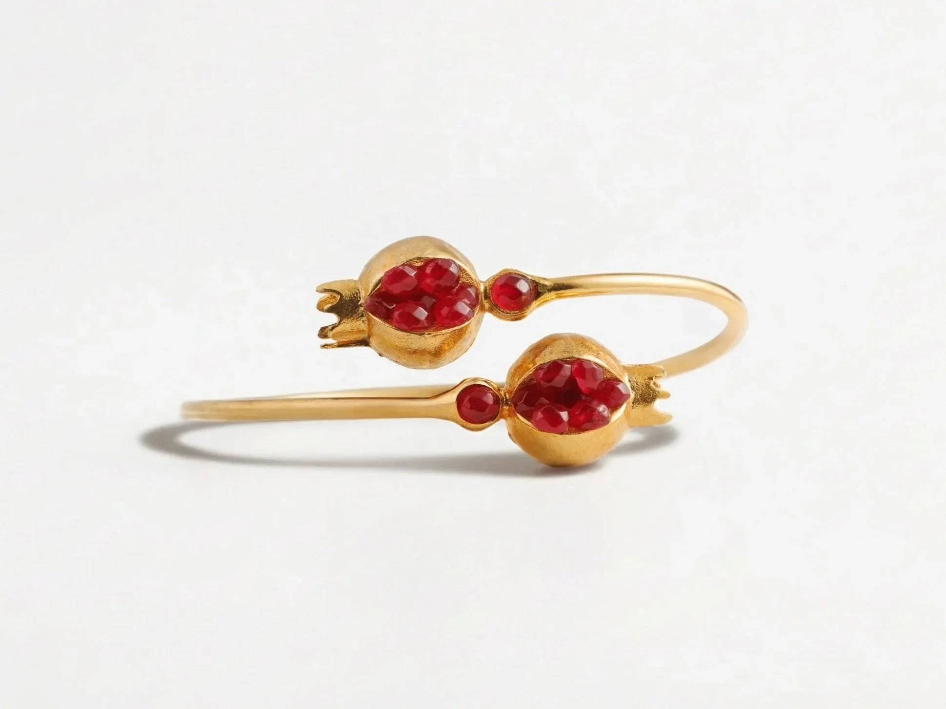Gold%2BBangle%2B2%2B-%2BEcomm%2B%2528Compressed%2529.jpg