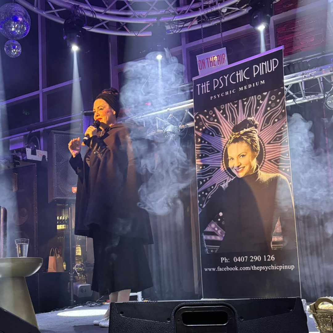 The Psychic Pinup
