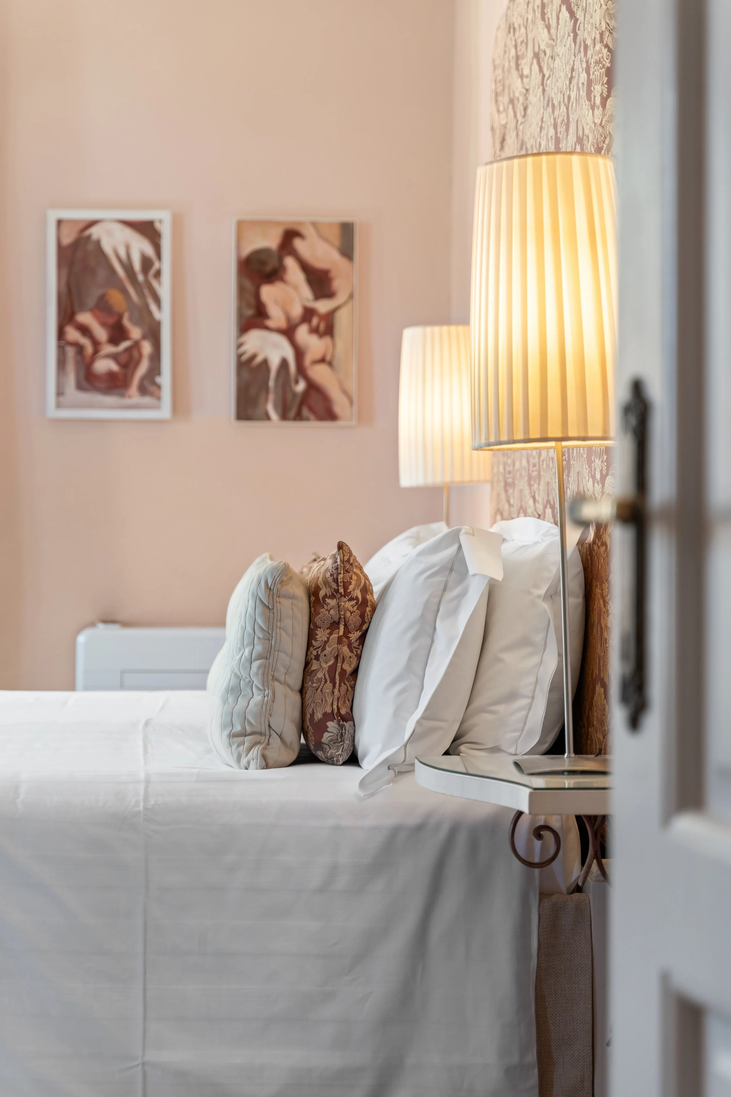 Rooms 75.jpg