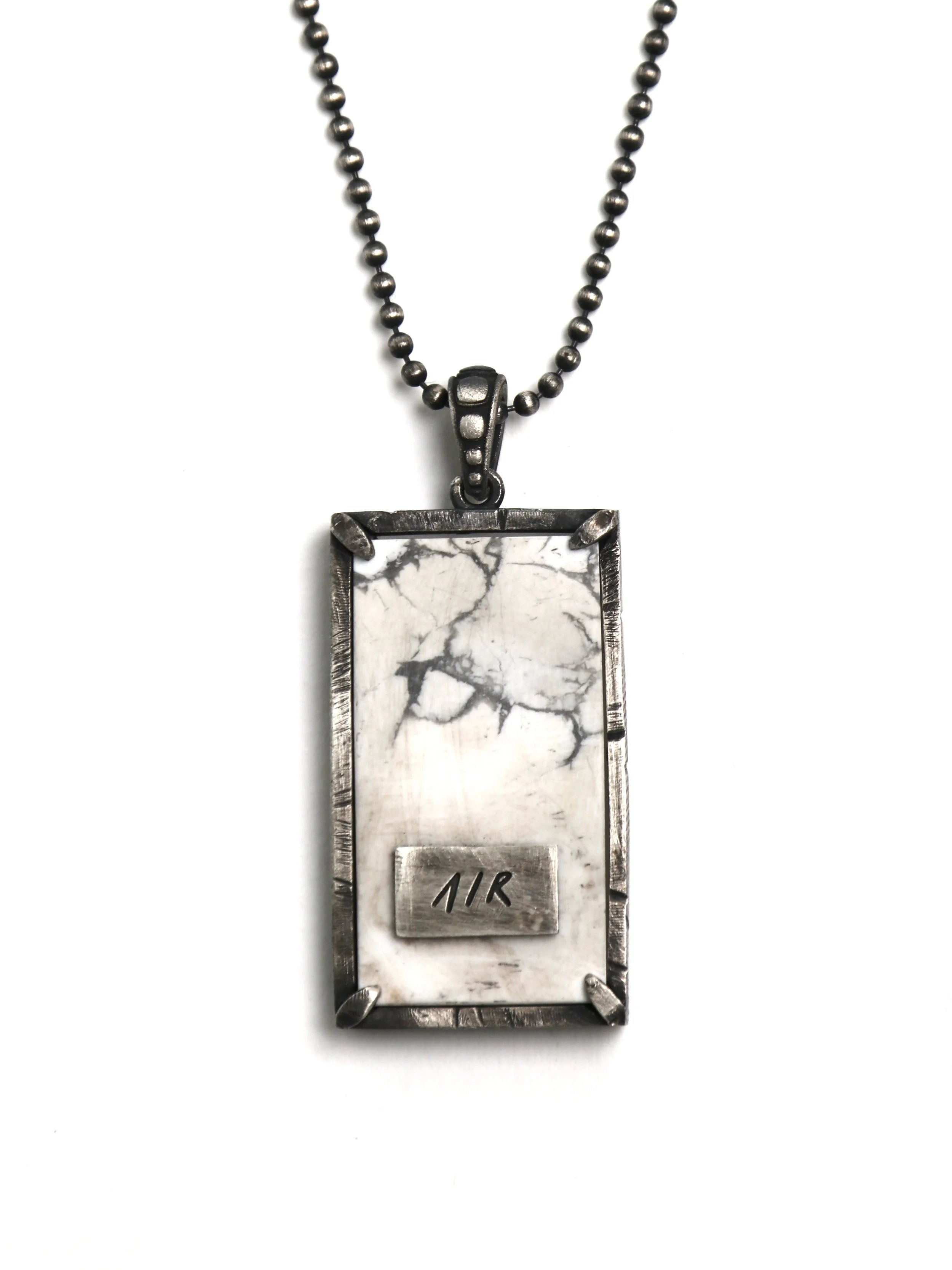 WHITE HOWLITE AIR PENDANT