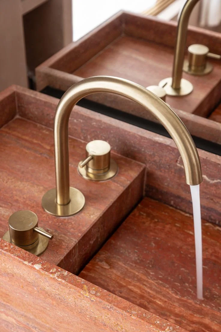 rosso travertin 3.jpg