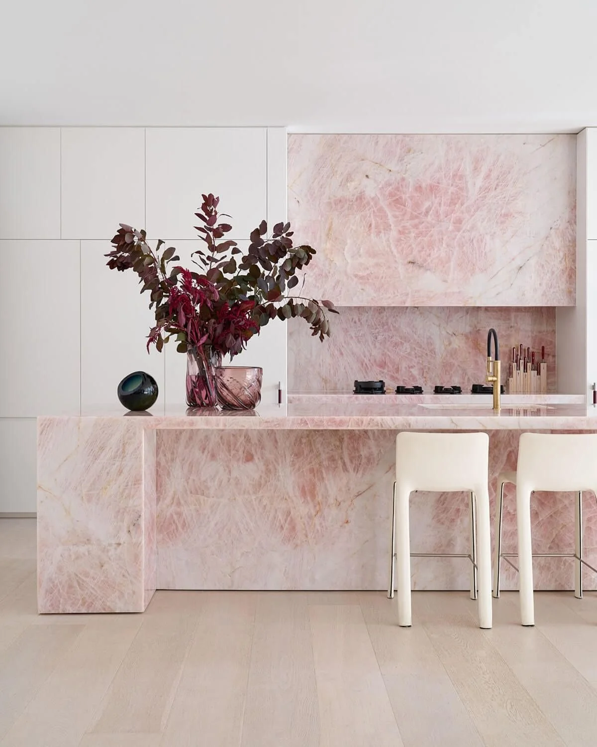 Pink Cristallo quartzite 1.jpg