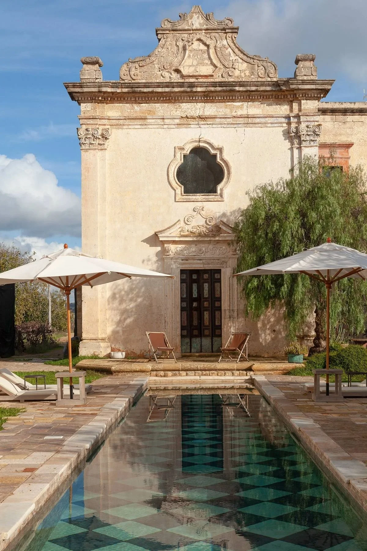 tutto suglia villa di lusso puglia.jpg