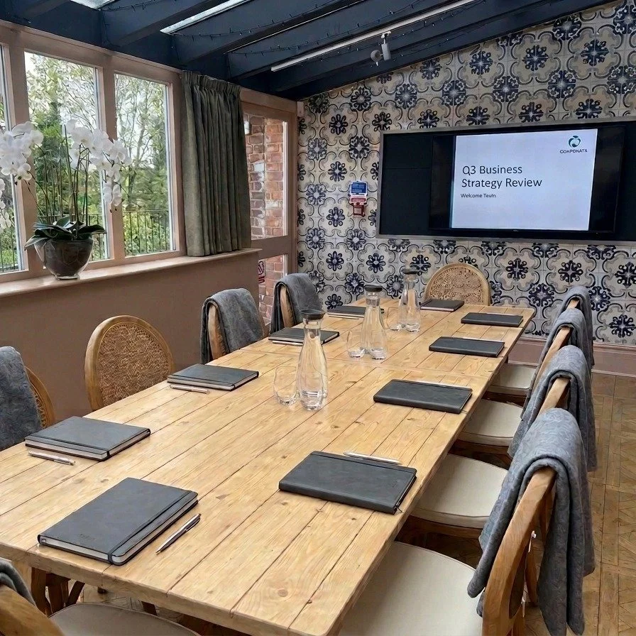 The boardroom, but make it ✨aesthetic✨.

Ditch the windowless meeting rooms and bring your team to the Conservatory at Amalfi White. Between the floor-to-ceiling natural light and the private balcony overlooking the garden, it&rsquo;s the ultimate sp