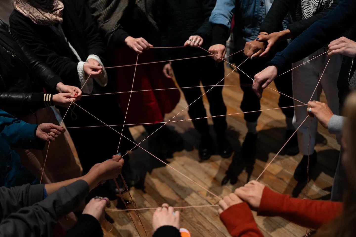 We warmly invite our international guests @circusdancefestival to tag your name in the comments to stay in touch.
Also everyone outside from Germany can comment here if you like to get in touch with us and our work. We decided to focus our meetUP in