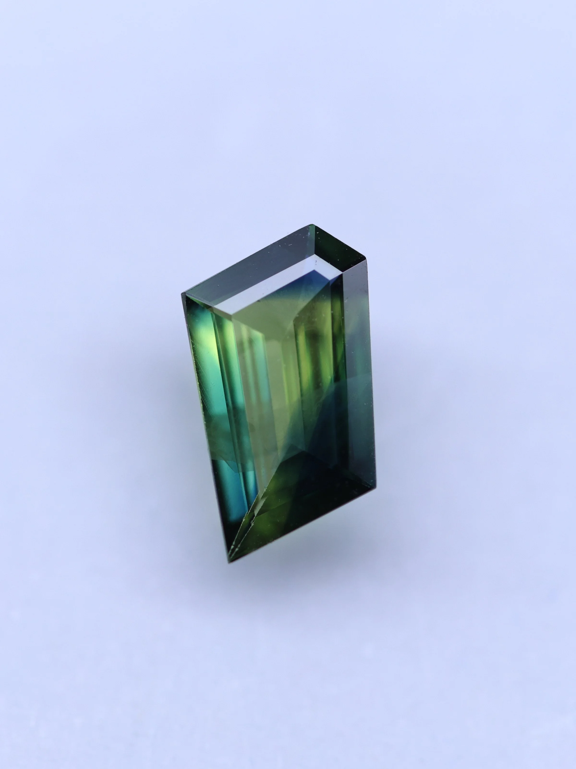 BI / PARTI COLOUR SAPPHIRE : EN047