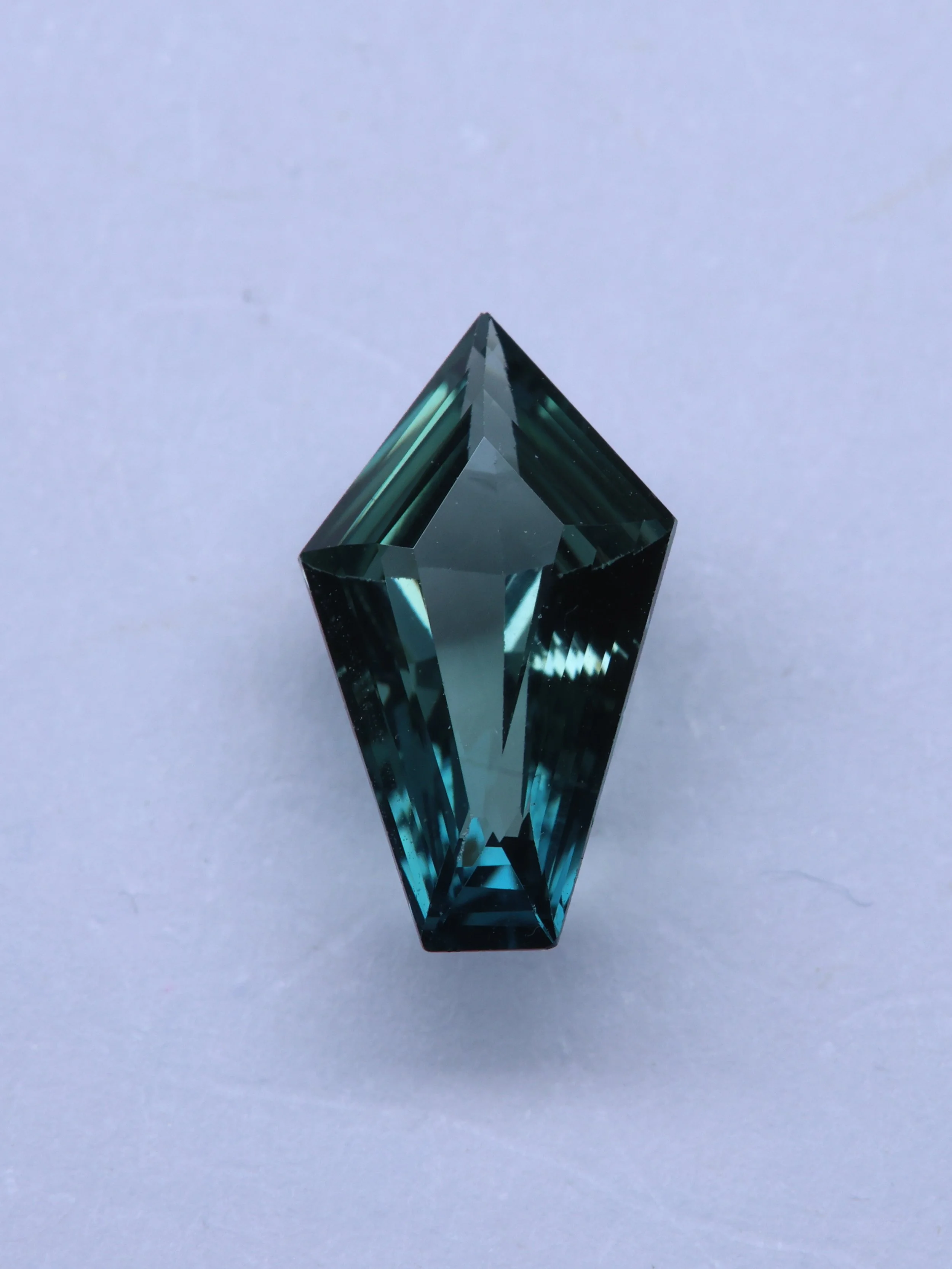 Madagascar Sapphire : EN022