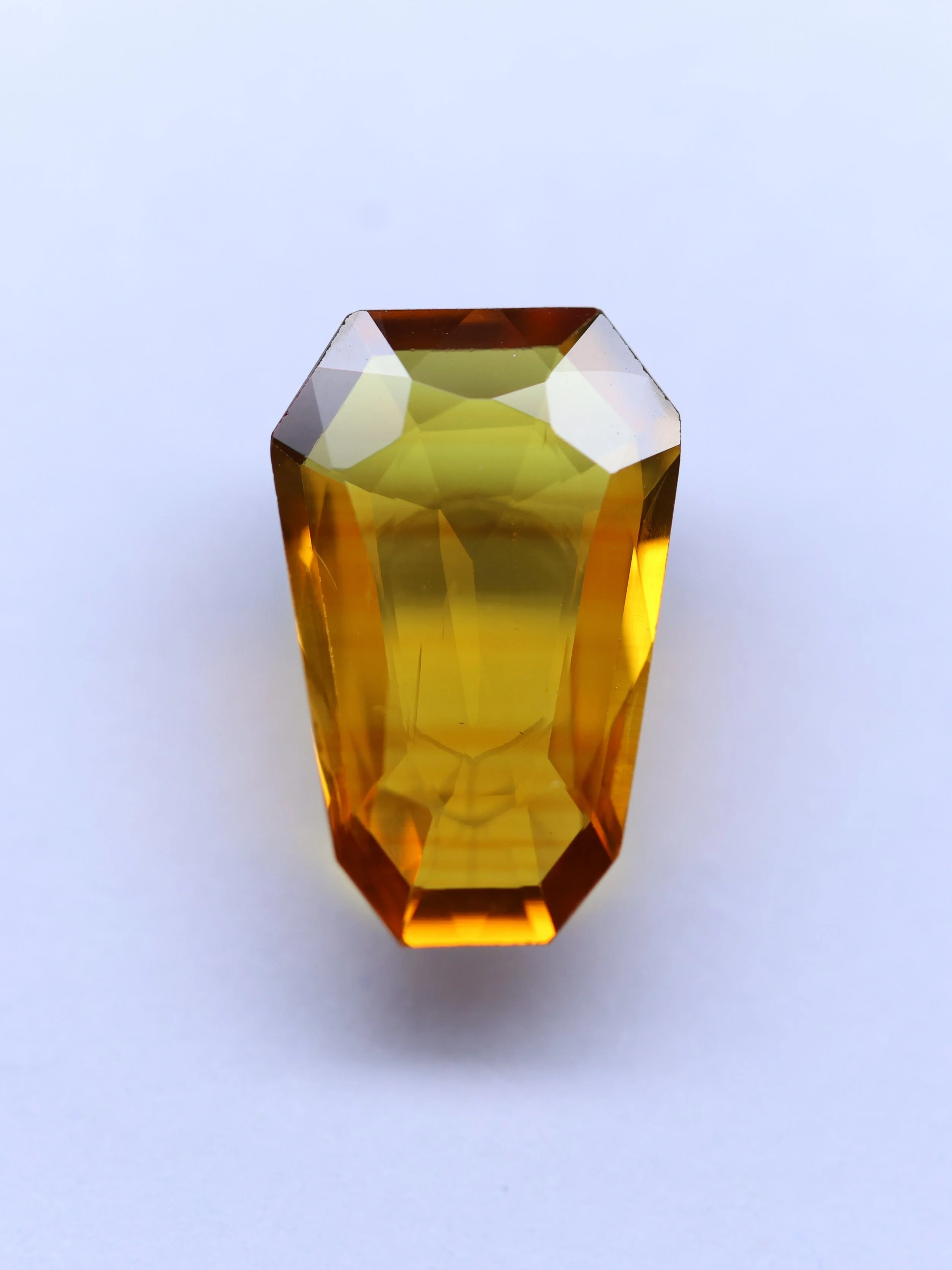 BURNT ORANGE SAPPHIRE : EN042