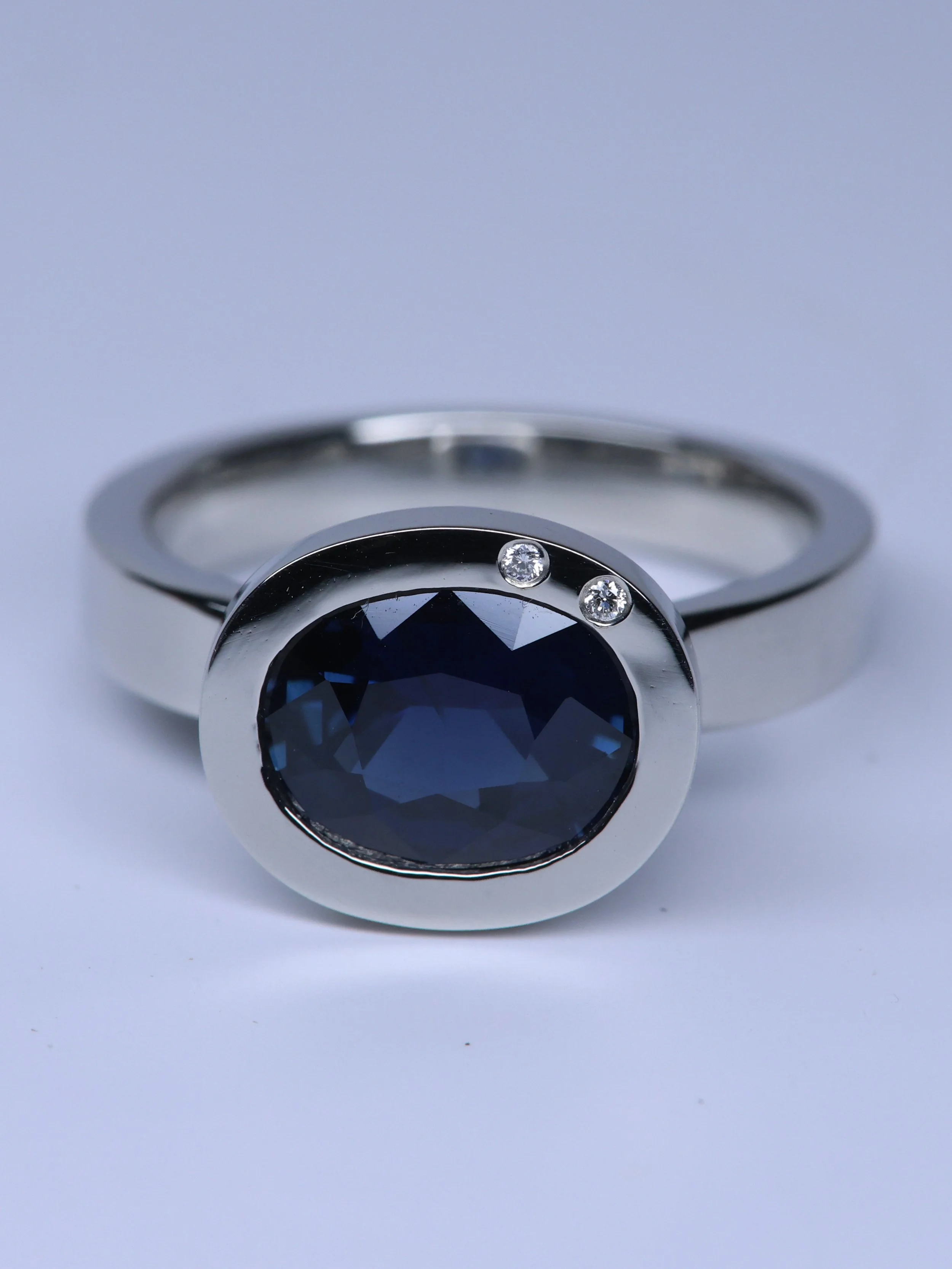 The Ocean Eyes Ring