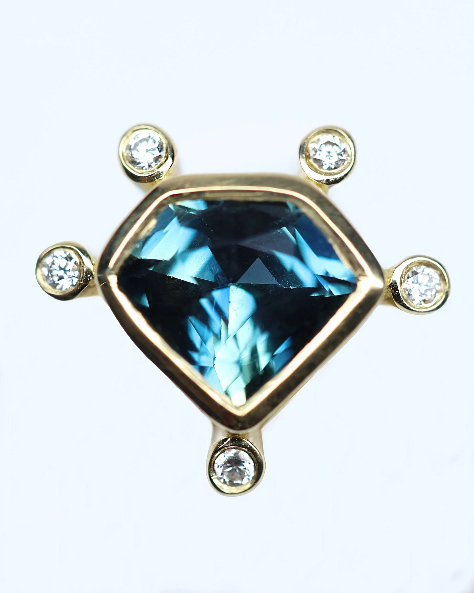 Pentagonal Burst Stud