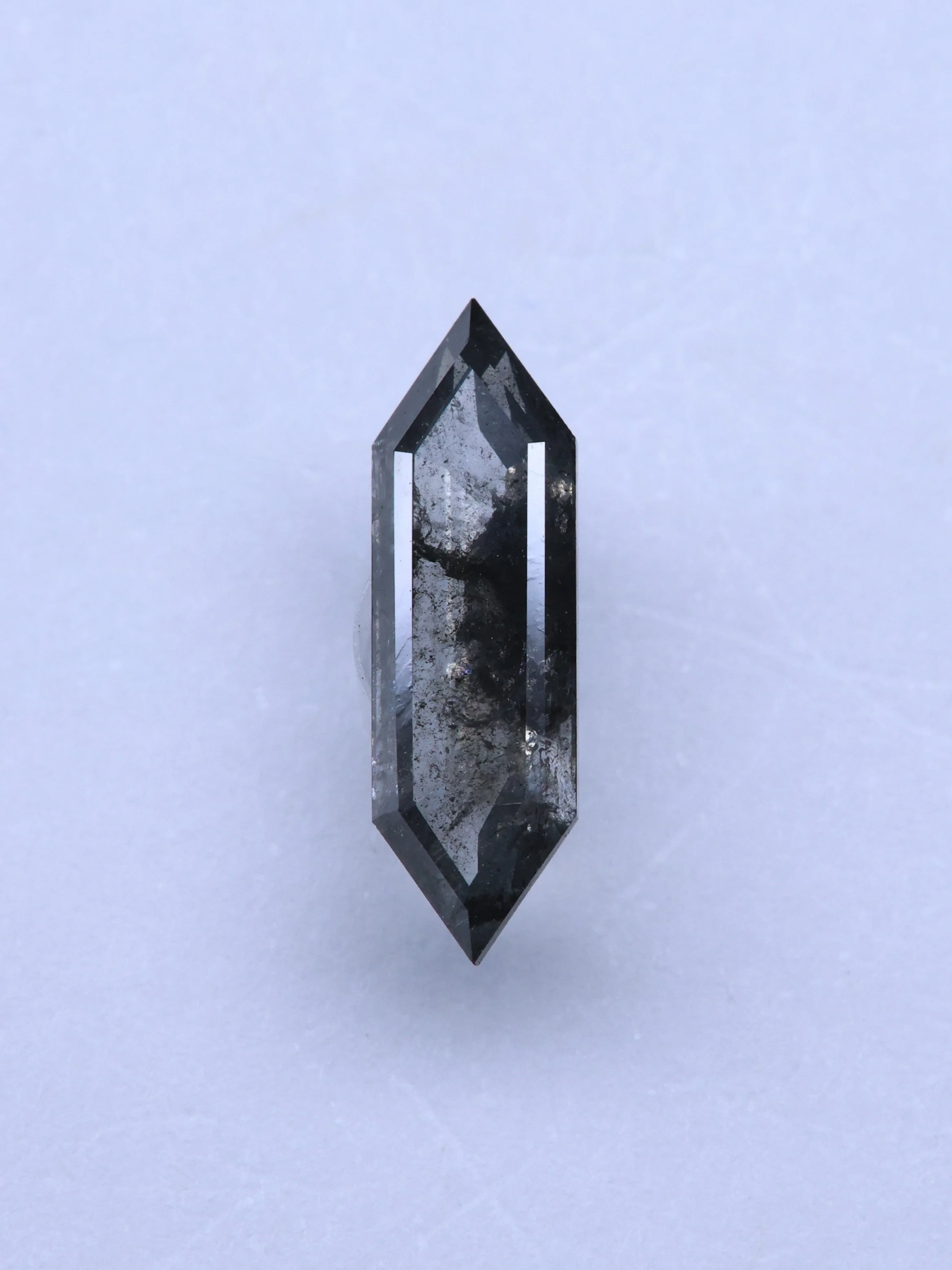 Salt & Pepper Diamond : EN036