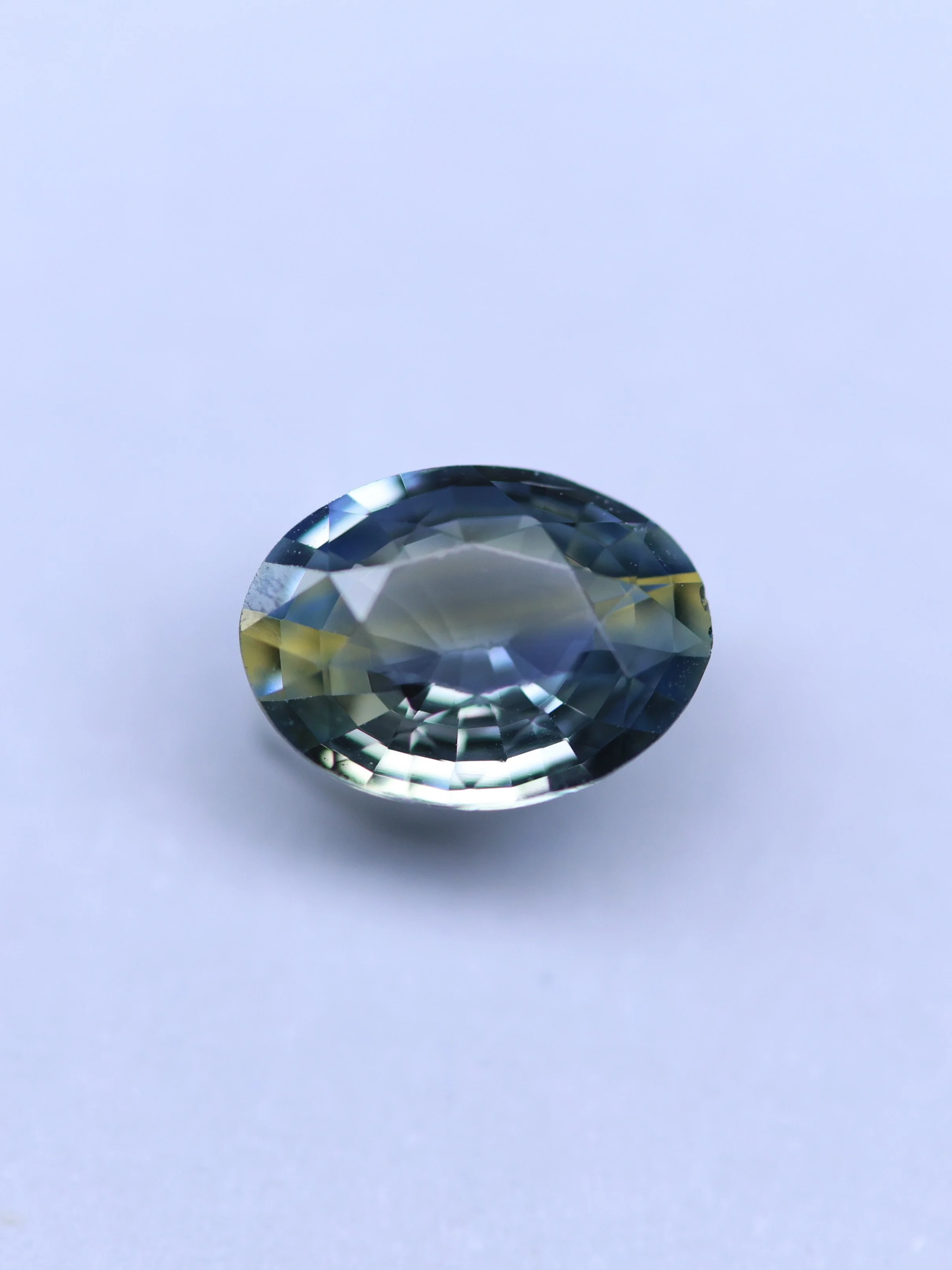 SRI LANKAN BI/PARTI SAPPHIRE : EN043