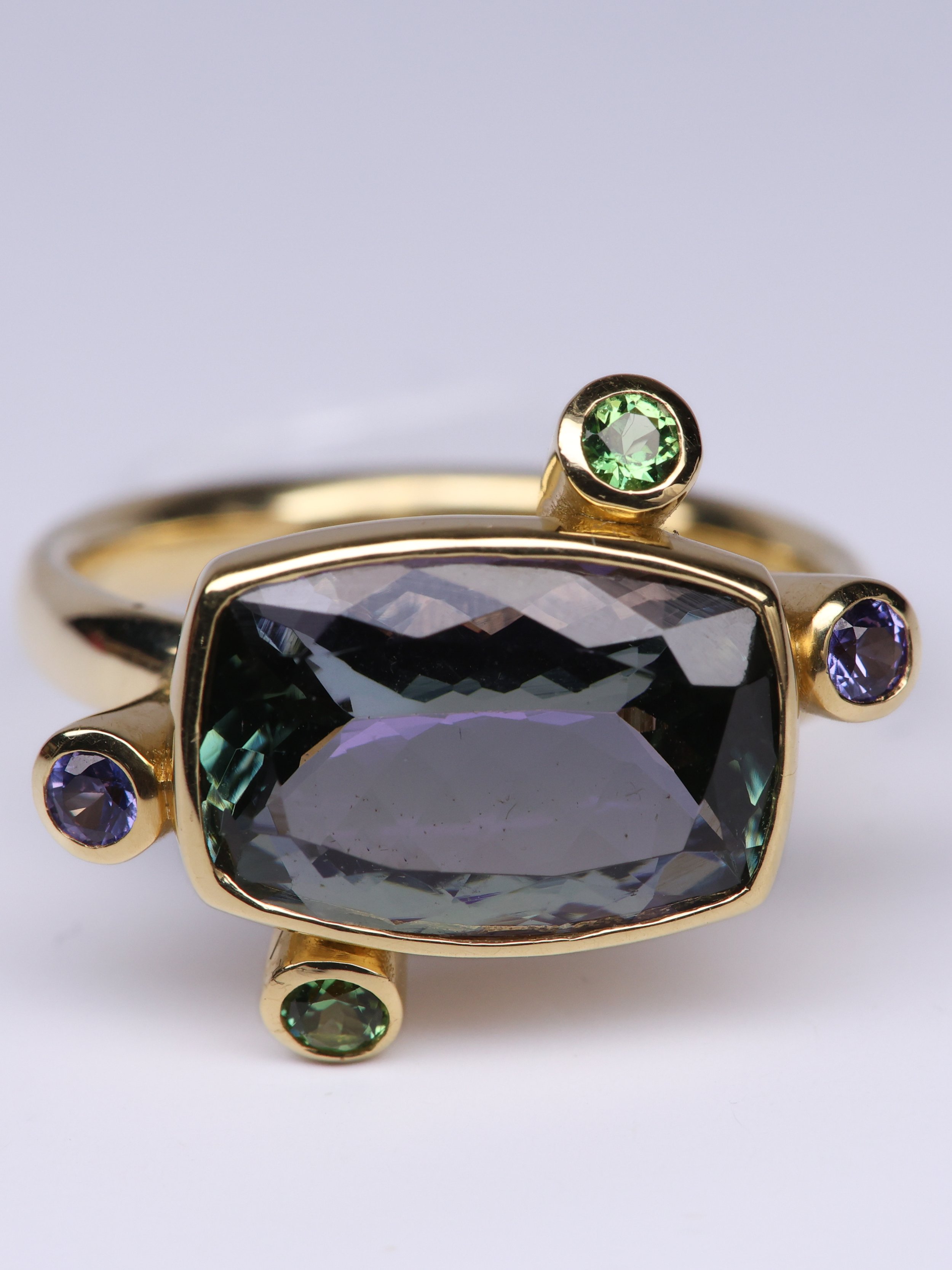The Rainbow in the Shadows Ring