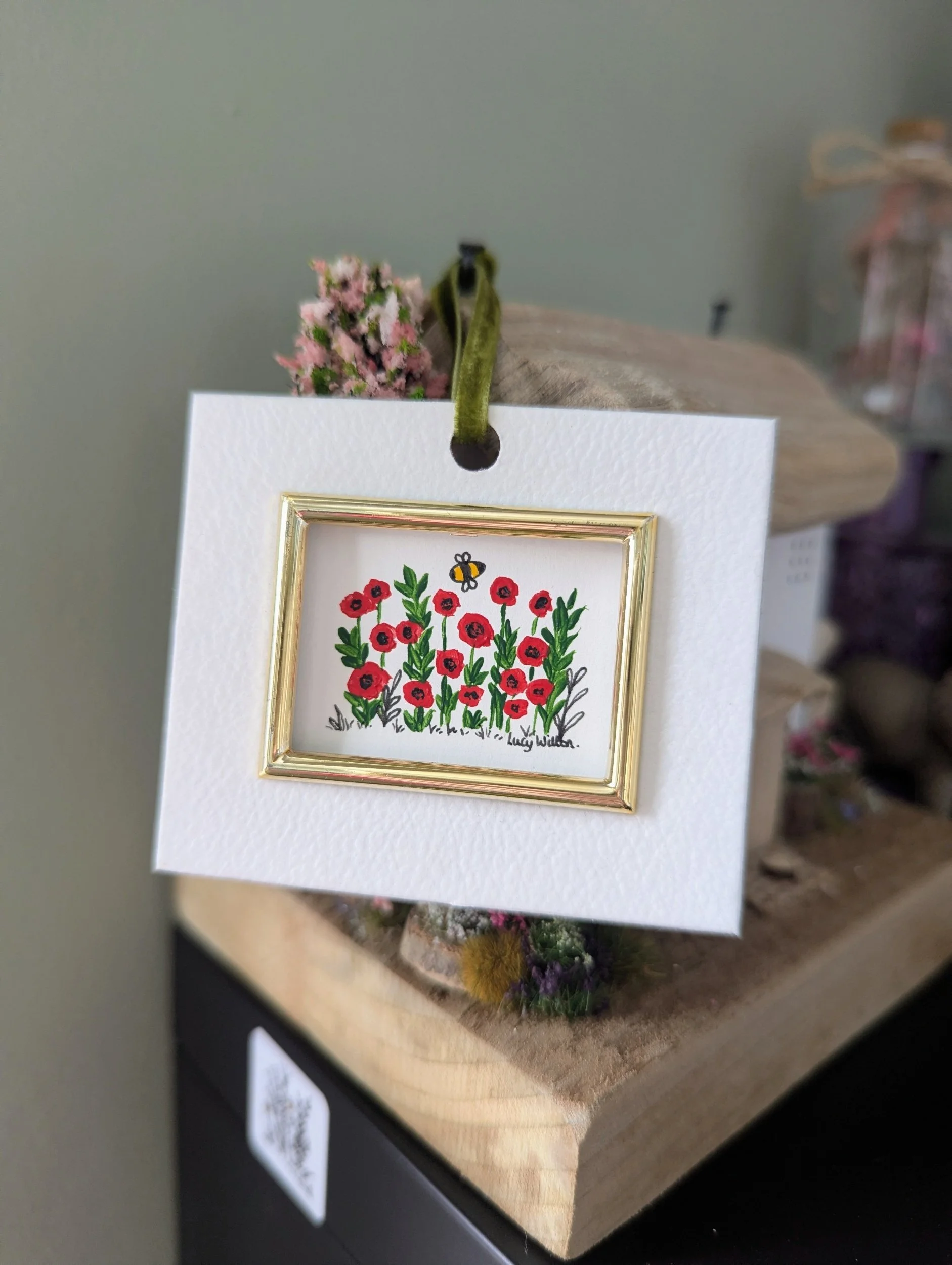 Poppy's Original botanical bee artwork