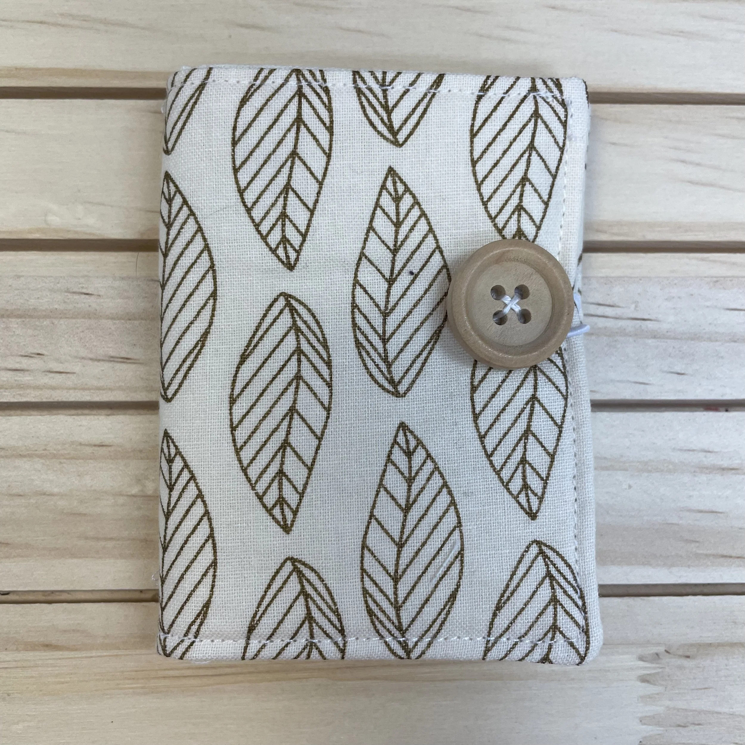 Needlebook: Gold leaves