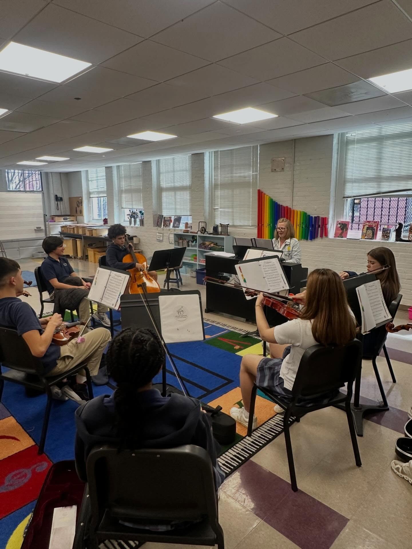 Our Electives Program has been an incredible success in its very first year! Students in 7th and 8th grade are exploring their interests in drama, dance, choir, strings, and more while building confidence, creativity, and teamwork along the way.

The