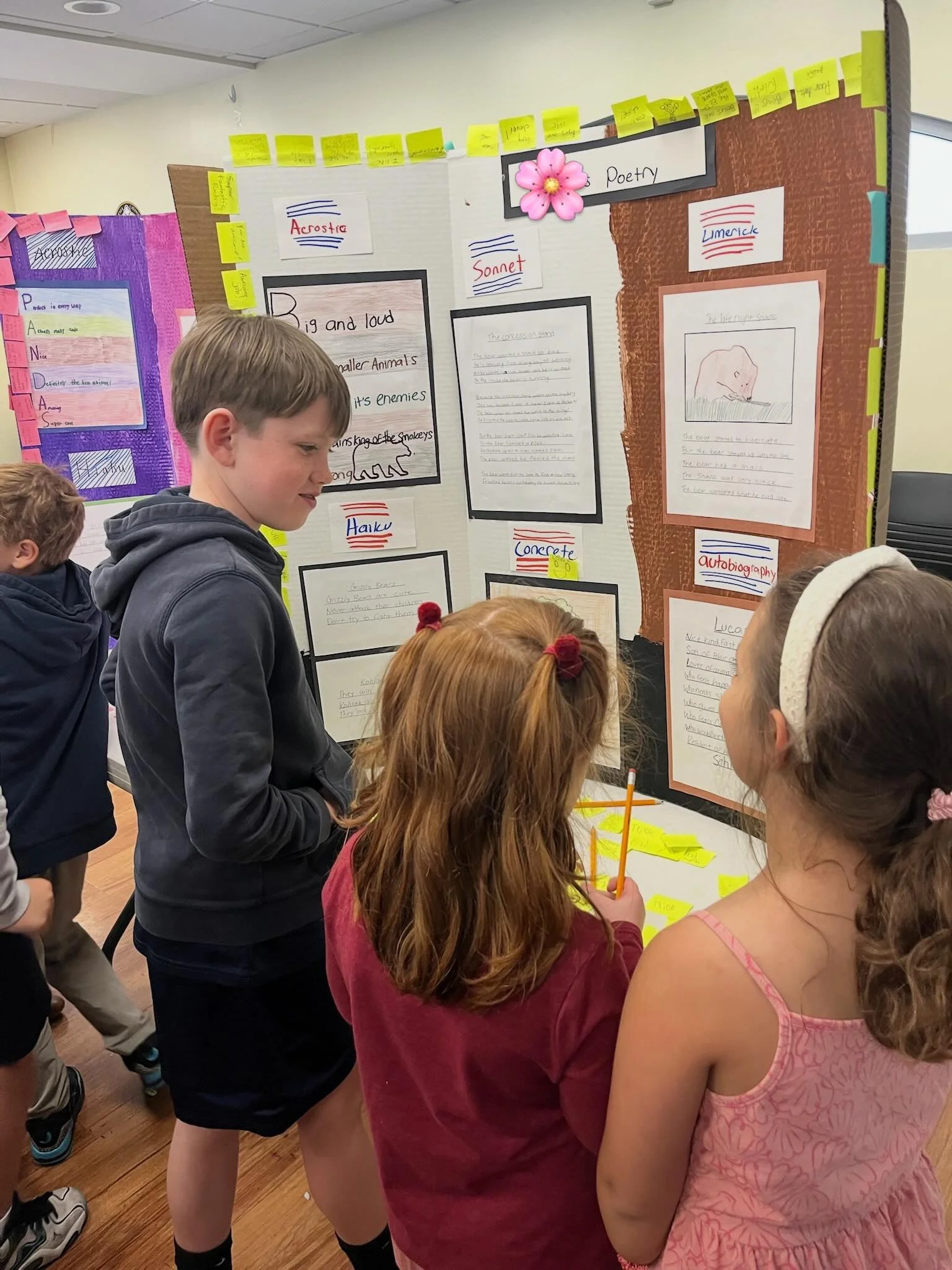 Celebrating Poetry Month the best way we know how- through our 4th Grade Poetry Festival! Students shared their original poems with confidence and creativity, bringing this special tradition to life. Great job 4th grade!! 📝📚