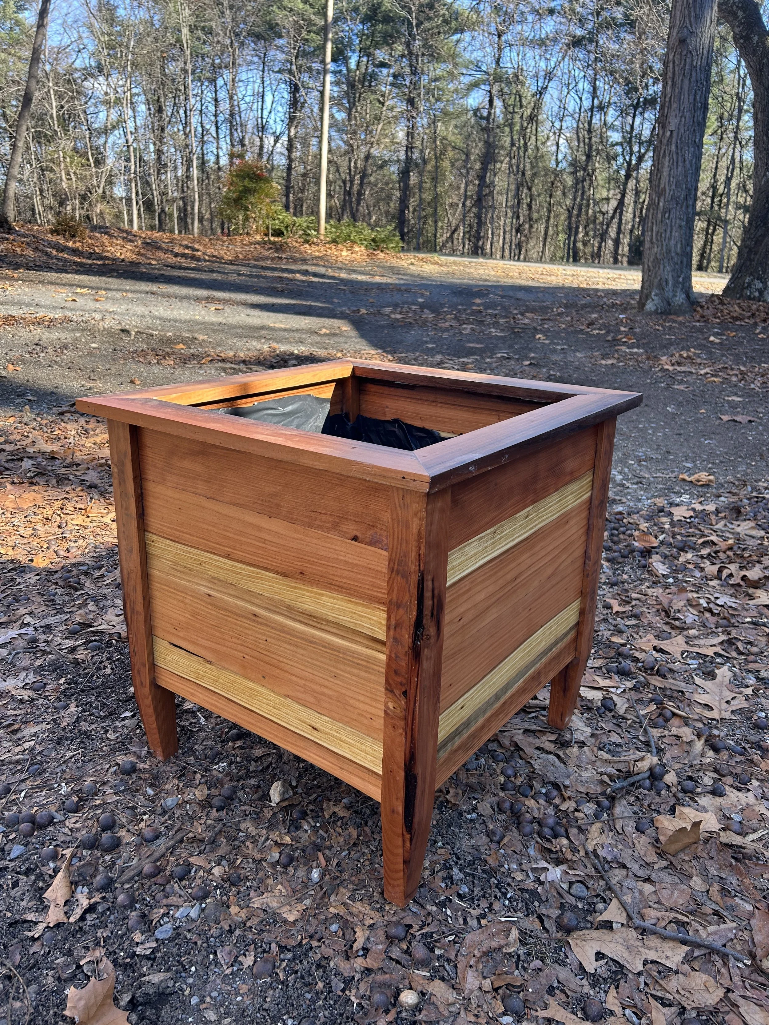 Redwood planter- 4.jpeg