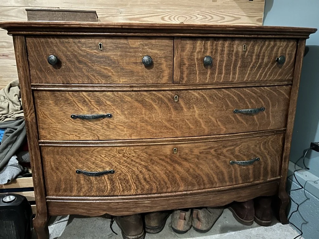 Dresser.jpeg