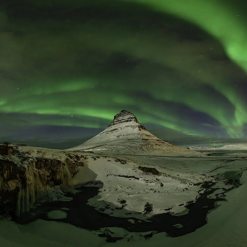 Kirkjufell Aurora Waves 1X1.jpg