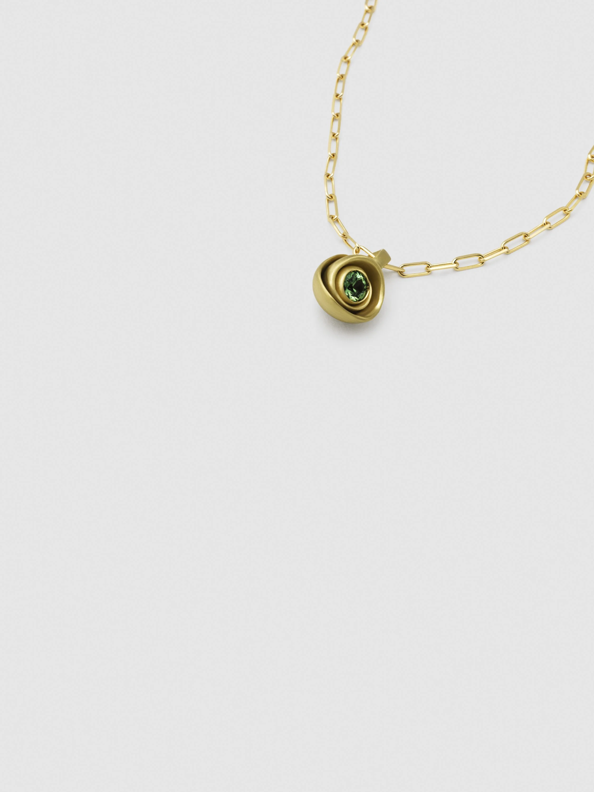 AF-Rose Pendant-JK_K105916-01b.jpg