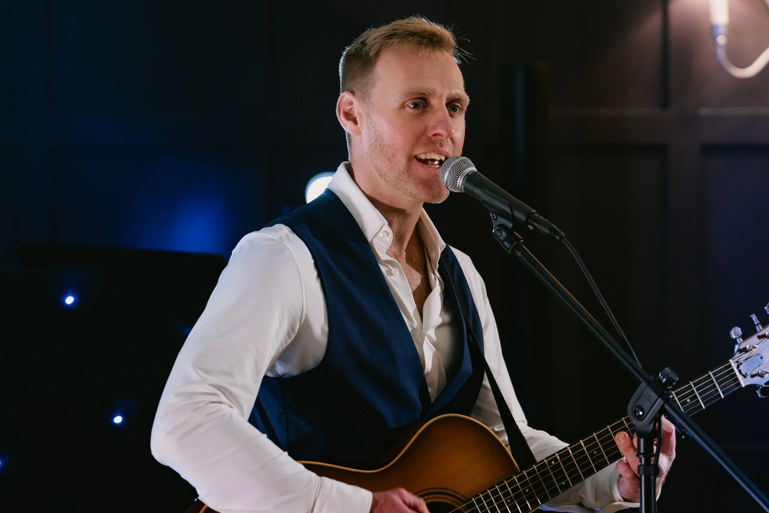 Why a Wedding Singer Guitarist is the Secret to a Perfect Vibe