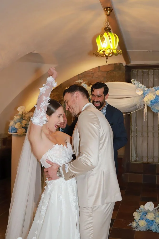 Brautpaar bei der Trauung