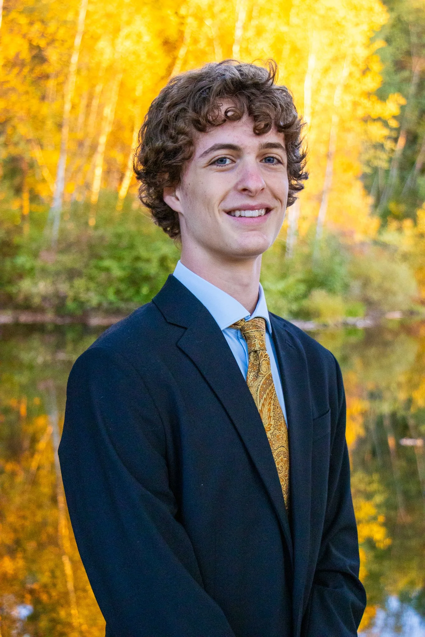 Ari Senior Pics-16.jpg