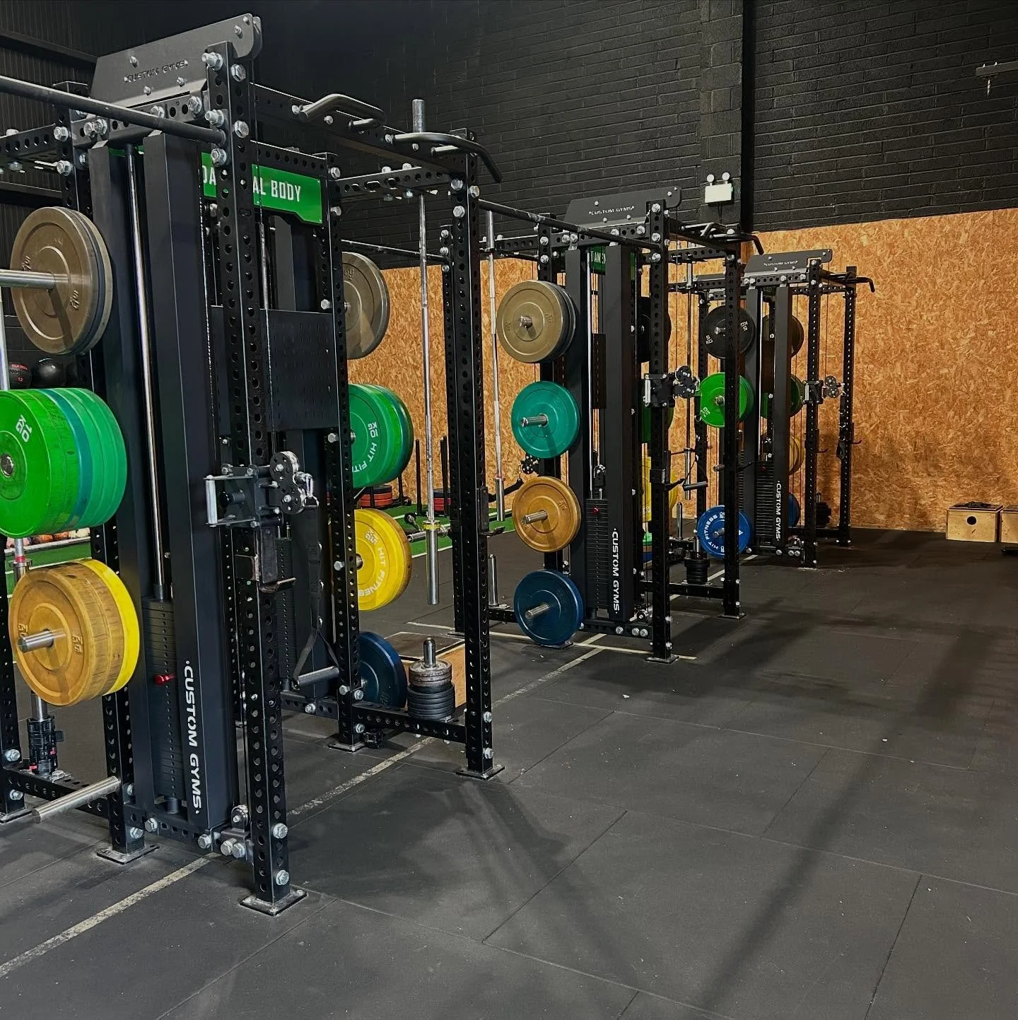 10 Cable Stacks fitted to @funbodygym existing back to back half racks 👌