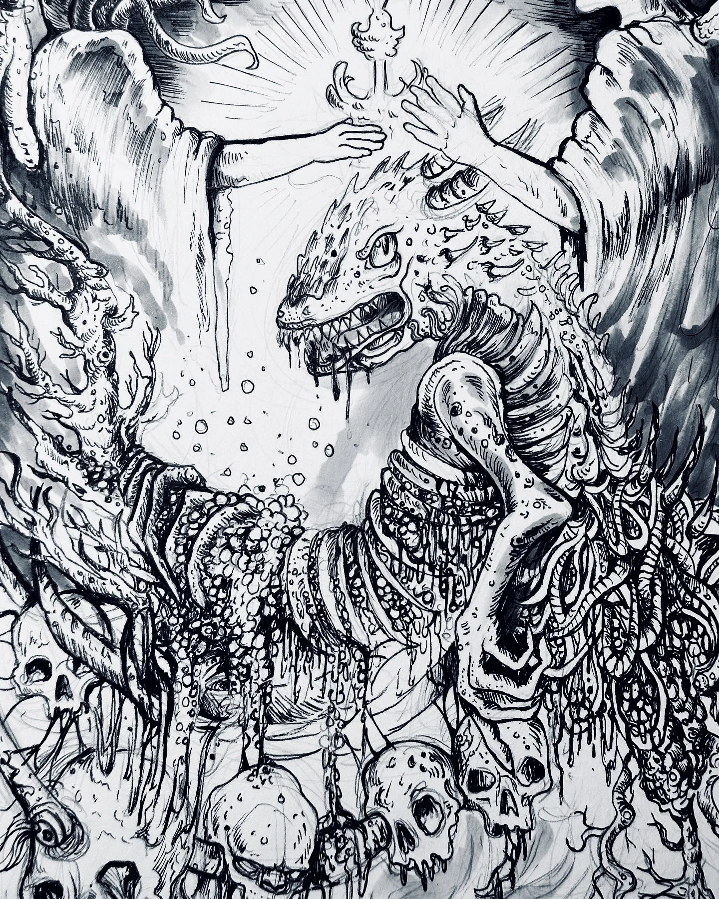 Düstere schwarze und weiße Zeichnung eines Drachen, der von zwei Händen berührt wird, umgeben von Schädeln, Knochen und Pflanzen, mit einer mystischen Flamme über dem Kopf.