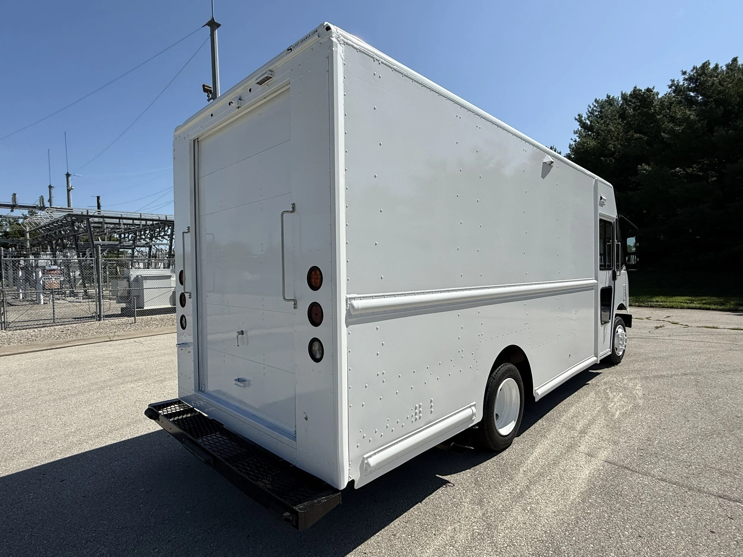 2021 Freightliner MT45 P900 Step van for sale