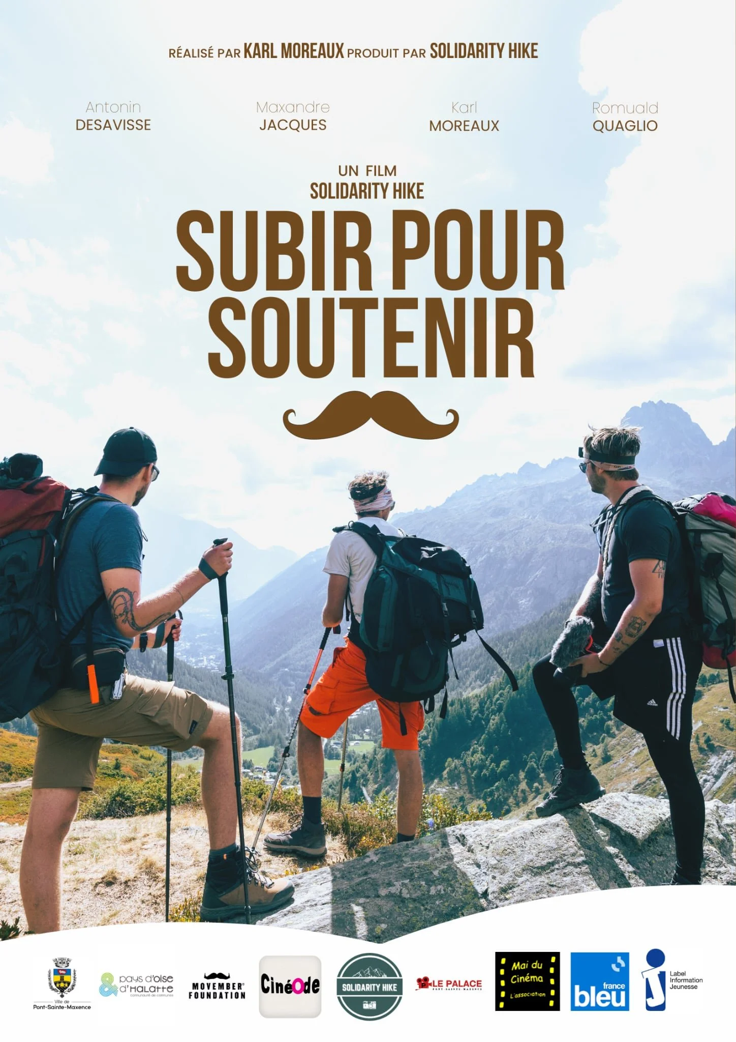 Affiche de film intitulée "Subir pour soutenir" montrant trois randonneurs avec sacs à dos et bâtons, regardant un paysage montagneux, avec plusieurs logos en bas.