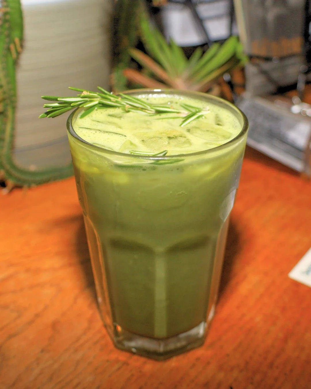 A cozy new latte for your fall mornings- brown sugar and a hint of rosemary. Available with matcha (as pictured, iced) or espresso for a limited time!