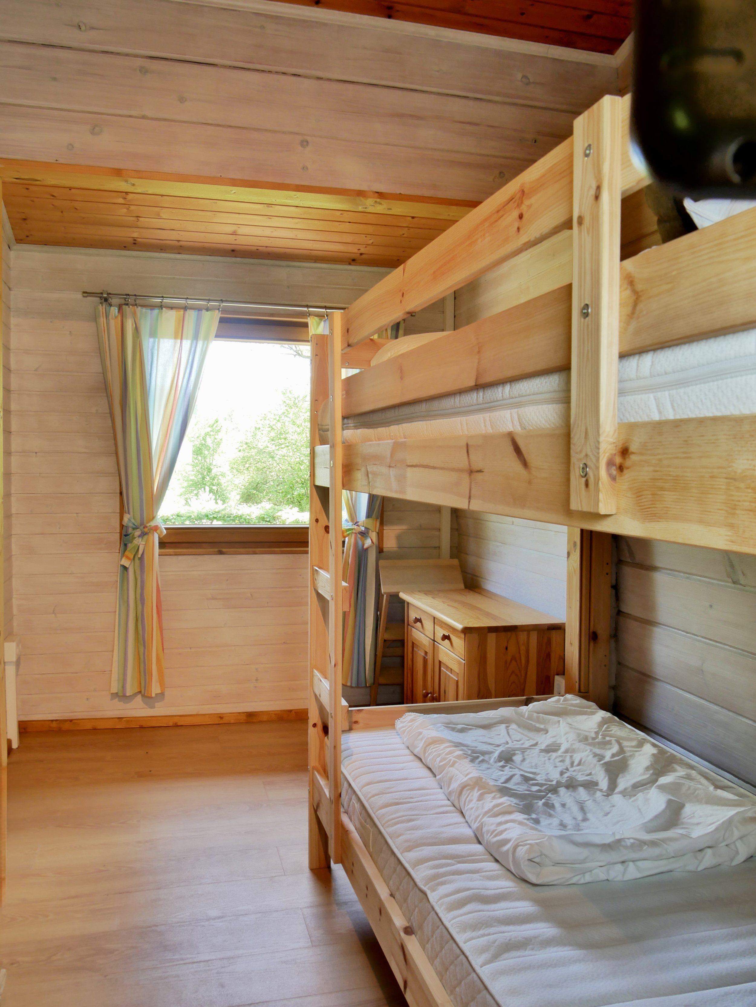 2. Schlafzimmer mit Etagenbett
