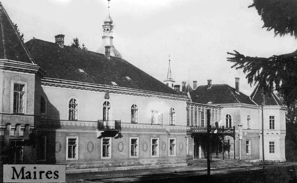Schloss_Mayres_02.jpg