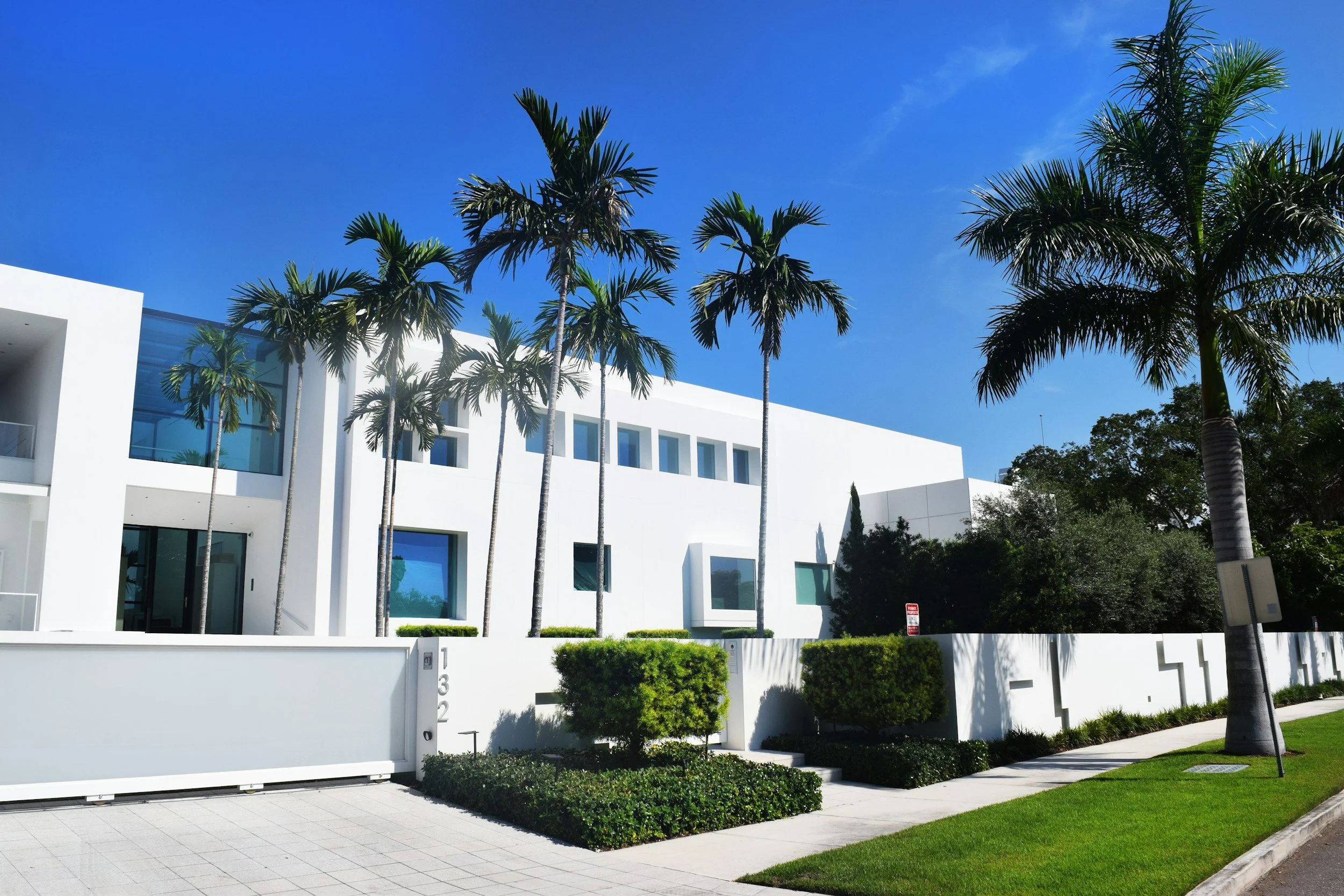 🏗️ Sarasota’s 2025 Guide to Second-Story Home Additions: Expand Without Sacrificing Your Lot