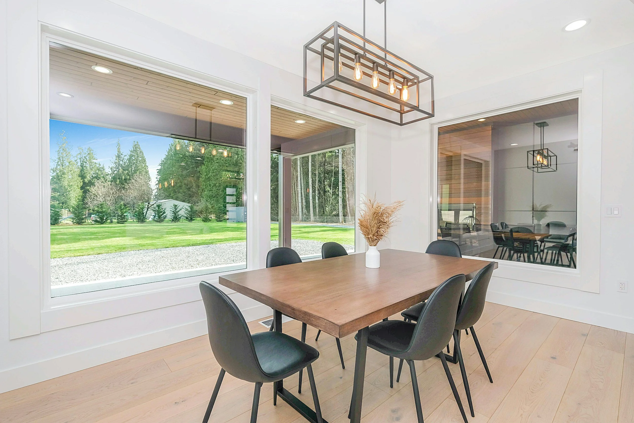 🛠️ Why Home Additions in Sarasota Demand the Right General Contractor