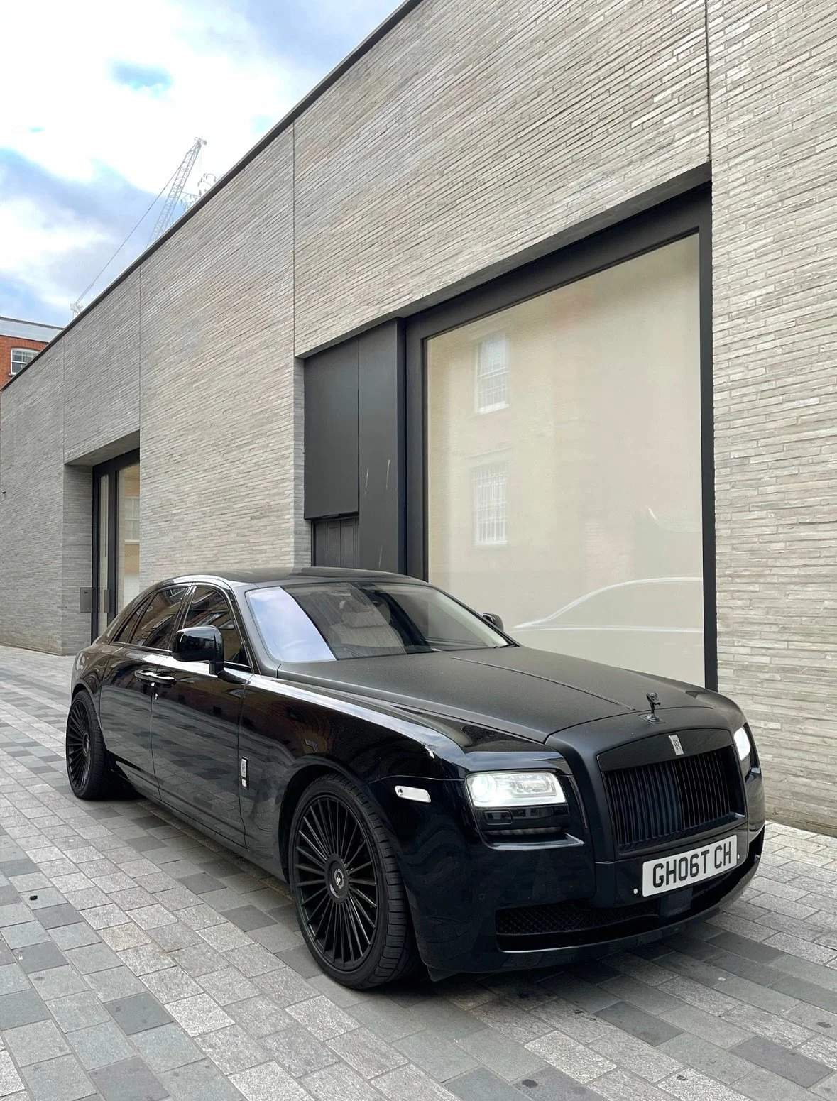 Roll to the function in one of our Rolls Royces.
Show everyone how it’s done fr 🫡
Reservations via DM 📲
#rolceroycecars #mayfaircars #chauffeurservice #centrallondon #exclusiverides