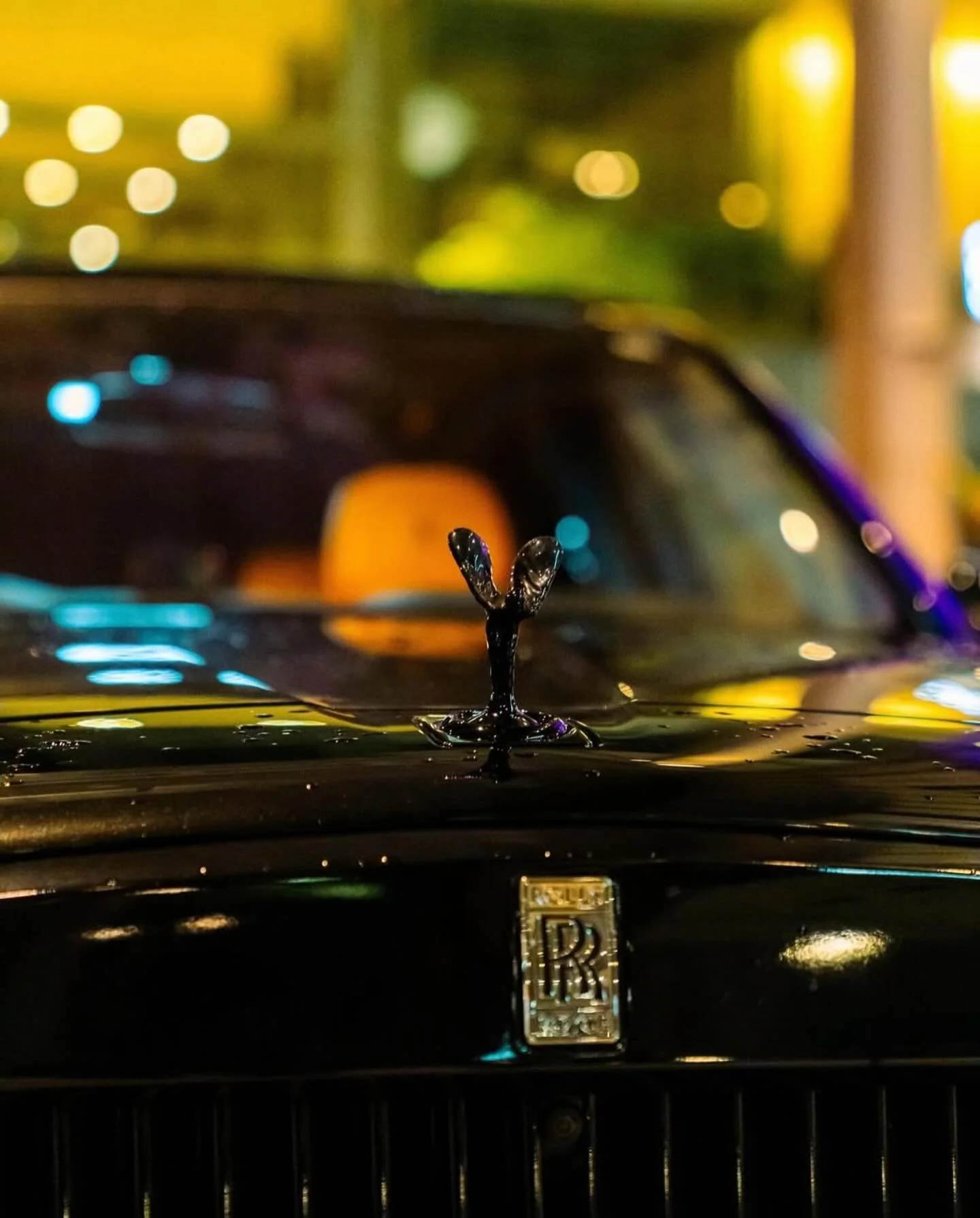 Imagine stepping into a Rolls Royce, cruising through the streets with the best drinks in hand and the most unforgettable views ahead of you.
That’s the kind of night we’re talking about. ✨
Ready for a night you won’t forget?
.