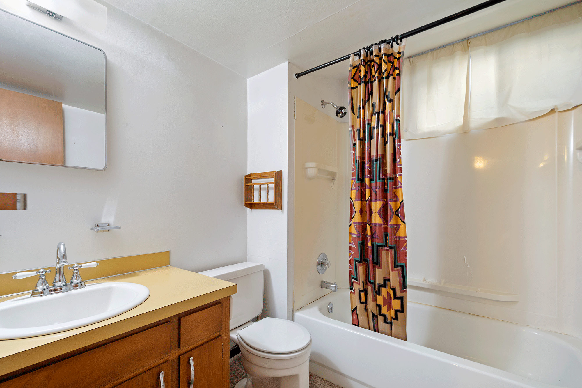 11347W26th-BeforeBasementBath.png