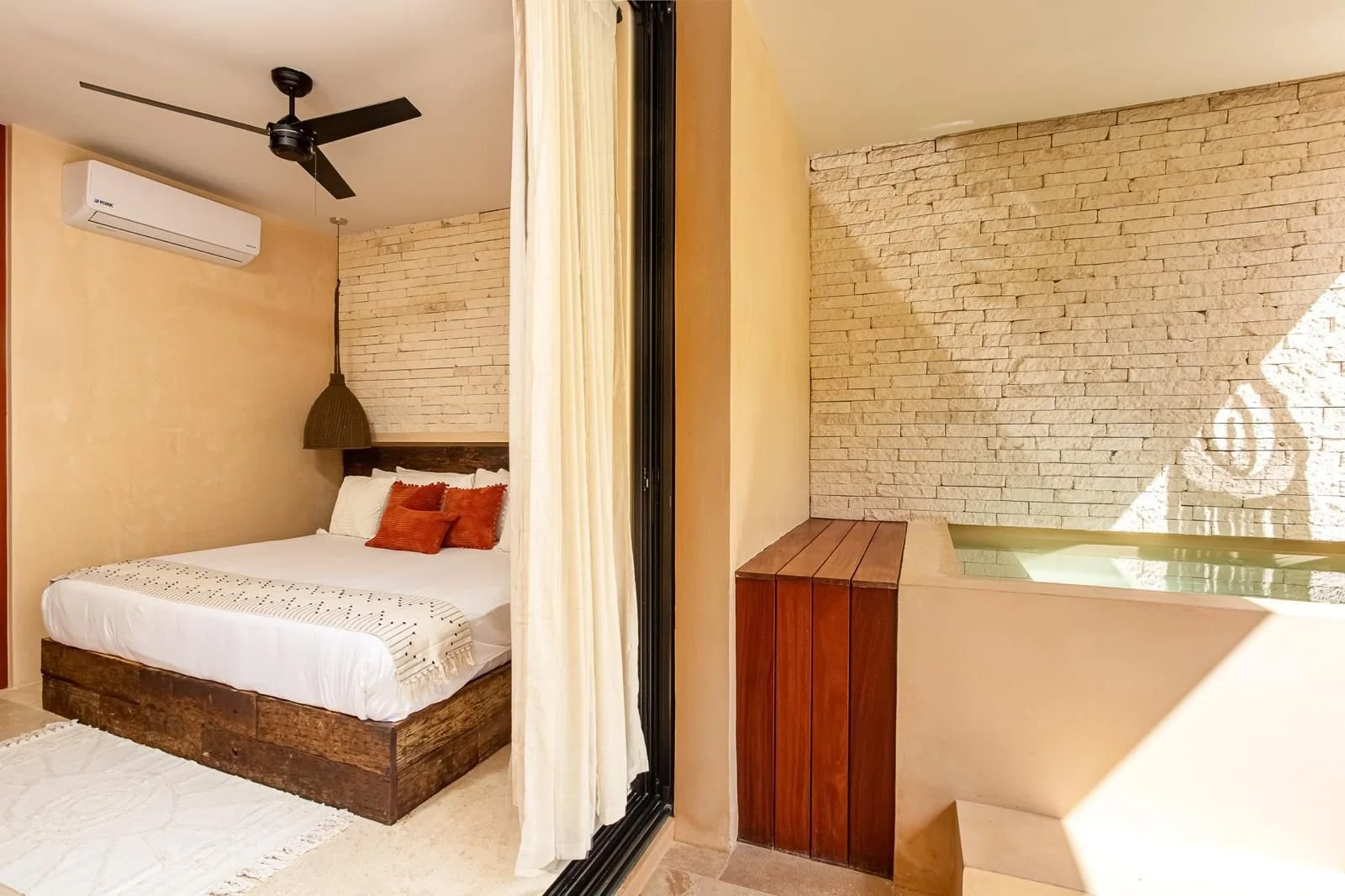 WhatsApp Image 2025-06-04 at 16.06.03_ff649387.jpg