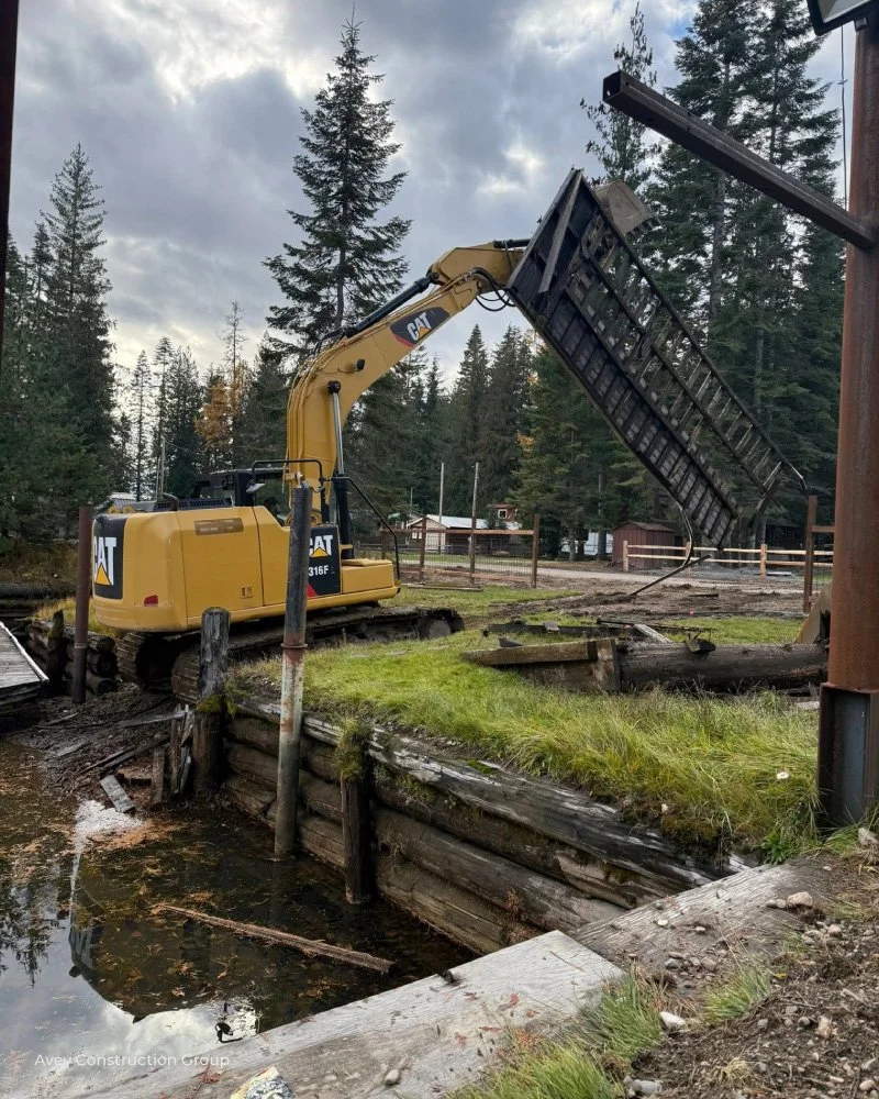 avey-excavation-dock-demo_2_compressed.jpg