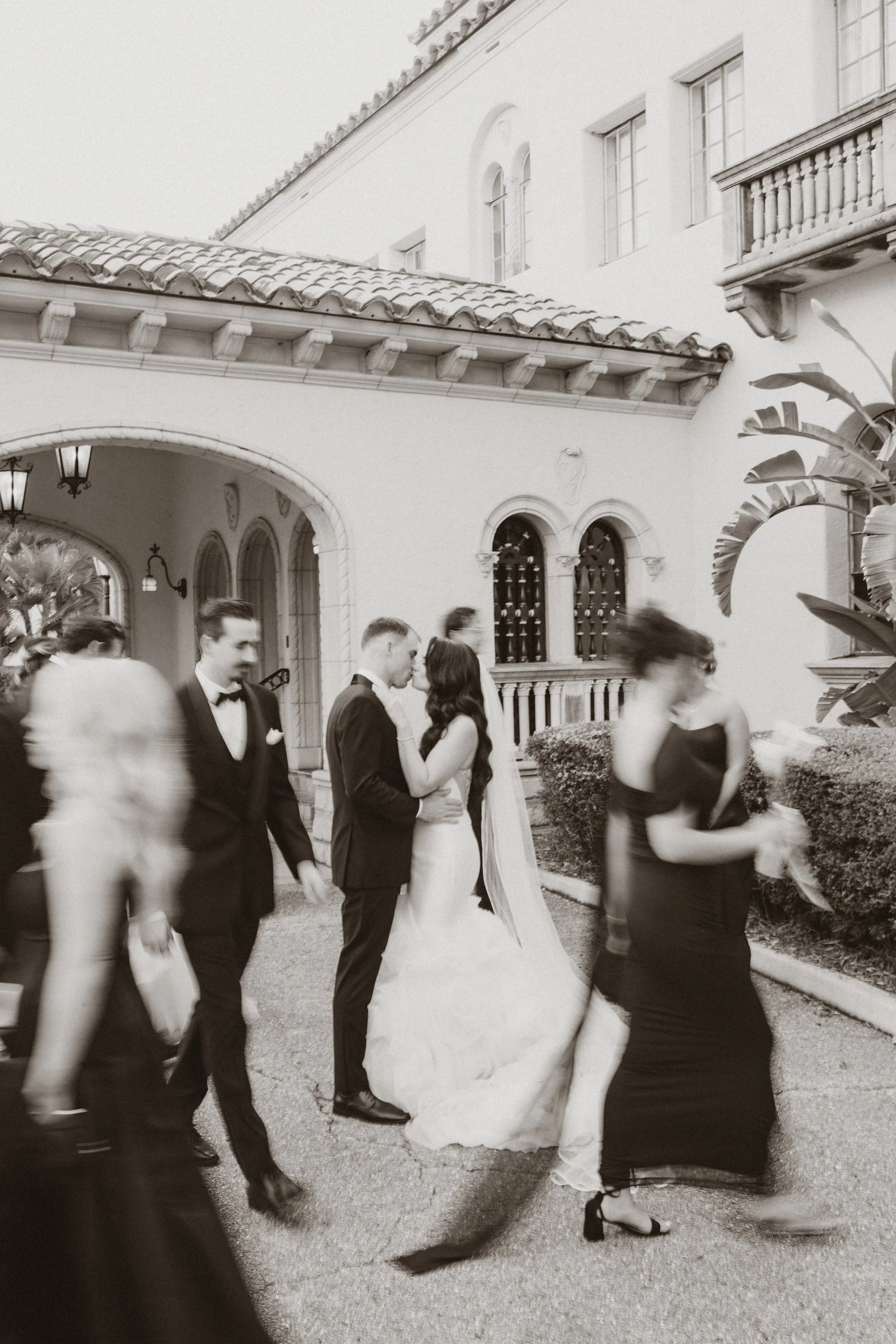 Bride and groom portraits on the grounds of Powel Crosley Estate, Sarasota, Florida