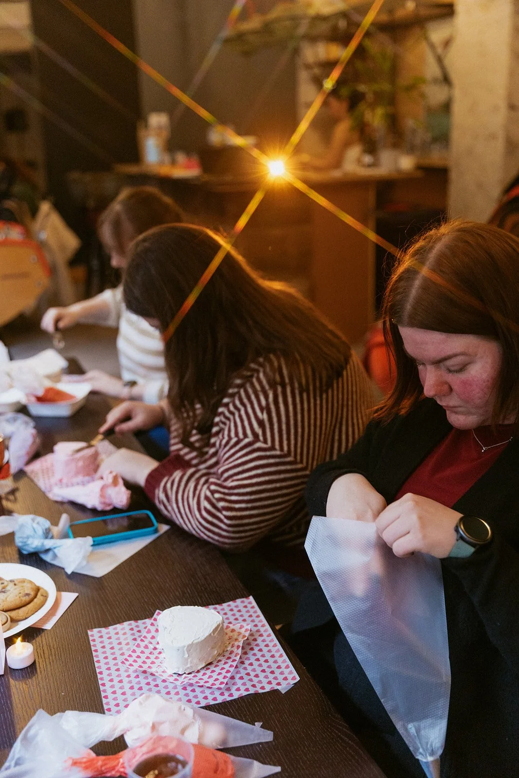 deargirlsclub-edinburgh-cakes-meghangibsonphoto-7.jpg