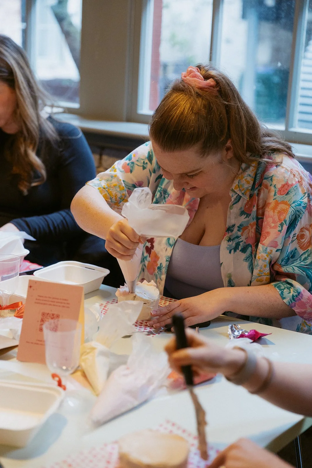 deargirlsclub-edinburgh-cakes-meghangibsonphoto-19.jpg